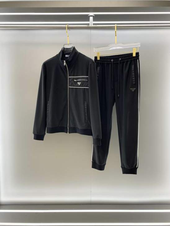 Picture of Prada Sweater Suits _SKUPradaM-3XLxetr37342062
